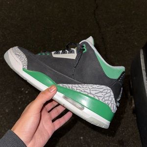 Air Jordan 3 Pine Greens